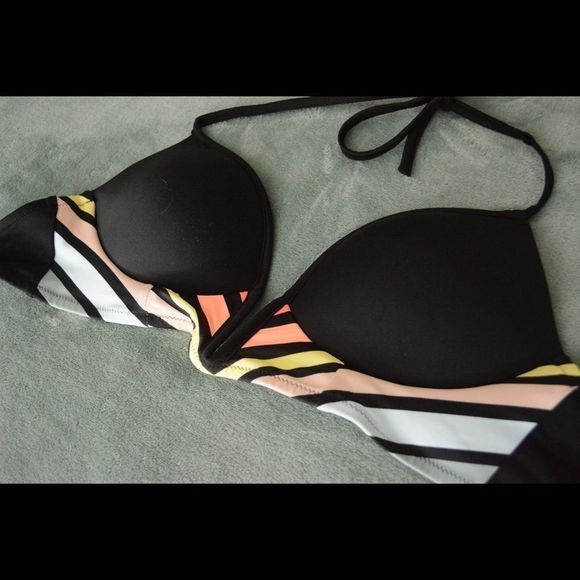 PINK Victoria's Secret Other - PINK bikini top